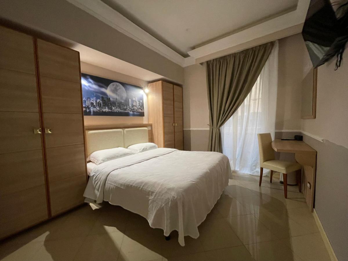 S.P.Q.R. Suite Ρώμη Εξωτερικό φωτογραφία