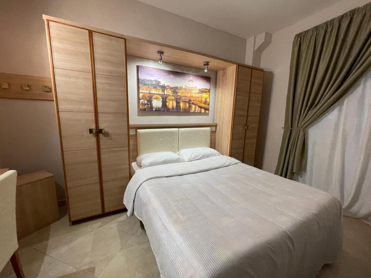 S.P.Q.R. Suite Ρώμη Εξωτερικό φωτογραφία